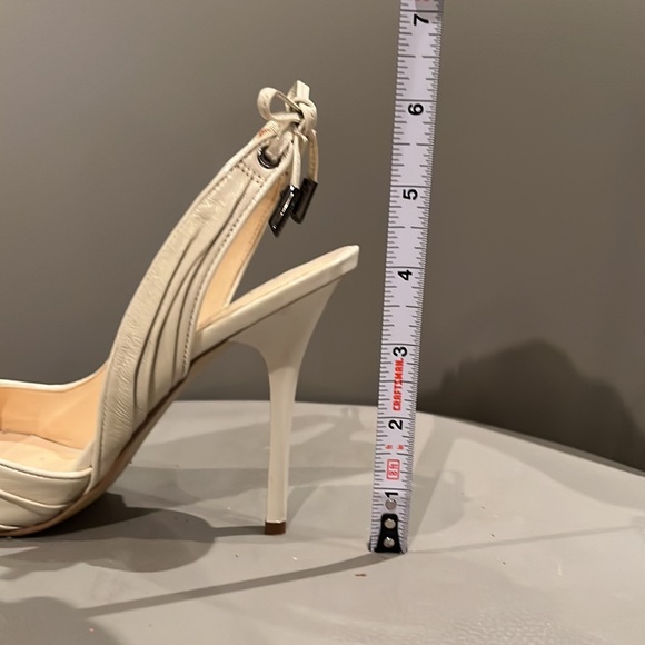 Guess Leather Open Toe Heels With Back Bow Accent - Picture 9 of 9